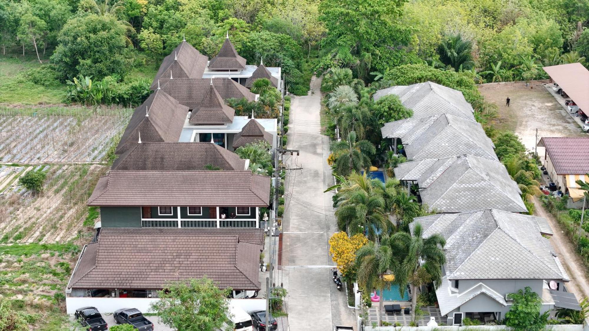 Narintara Private Pool Villas - Free Tuk-Tuk Service To The Beach! Ao Nang Buitenkant foto