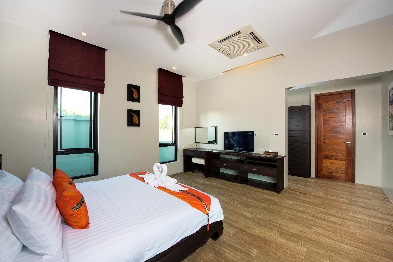 Narintara Private Pool Villas - Free Tuk-Tuk Service To The Beach! Ao Nang Buitenkant foto